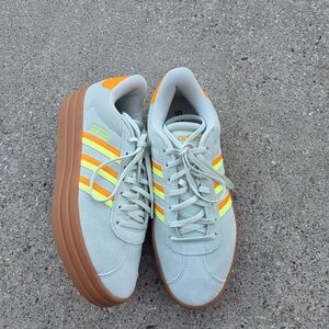 Adidas  VL COURT. Sneakers with Orange and Yellow Stripes Women Size 9.5